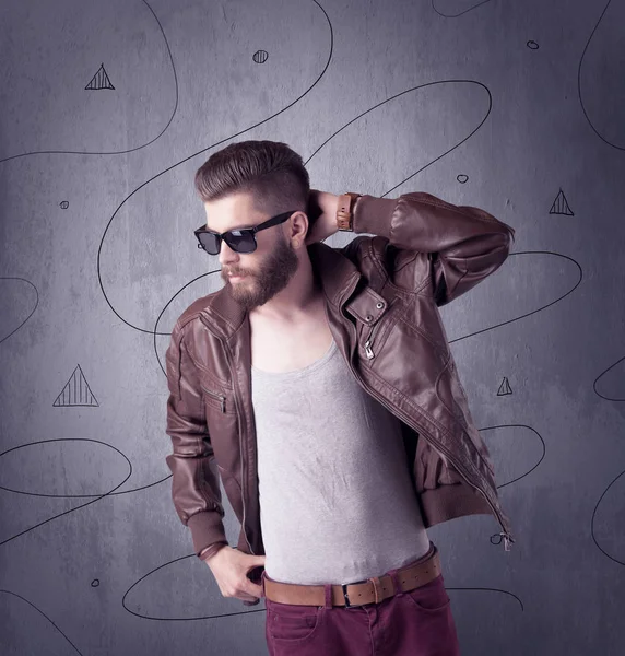 Hipsterski facet z brodą i klasyczną kamerą — Zdjęcie stockowe