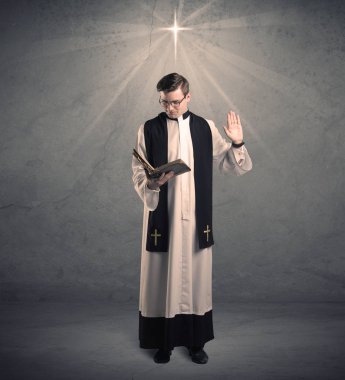 onun nimet veren genç rahip