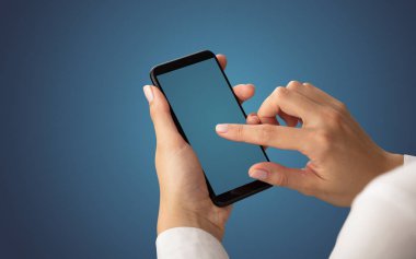 Mockup smartphone kullanarak el için
