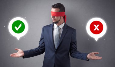 Blindfolded işadamı seçmek çalışıyor