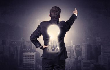 Keyhole sırt ile ayakta işadamı