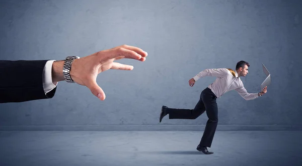 Empresario corriendo de la mano — Foto de Stock