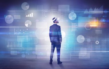 İşadamı vj gözlüklü bir proje denetimi