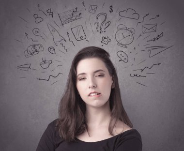 komik yüz ifadesi ile kız