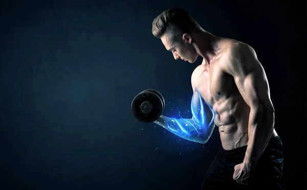 Κατάλληλο βάρος ανύψωσης αθλητή με μπλε μυϊκό φως έννοια — Φωτογραφία Αρχείου