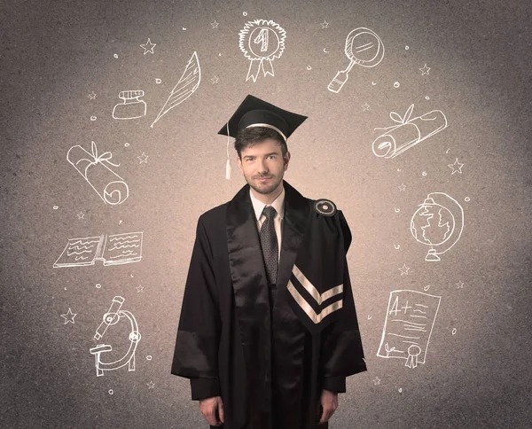 Elle çizilmiş okul ikonlarıyla mutlu bir öğrenci.