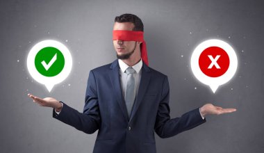 Blindfolded işadamı seçmek çalışıyor