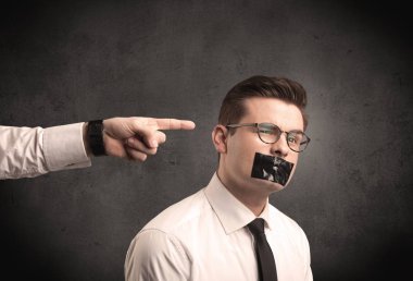 Çalışan gösteren iş ele