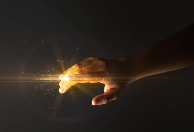 Arabirim dokunmadan parmak