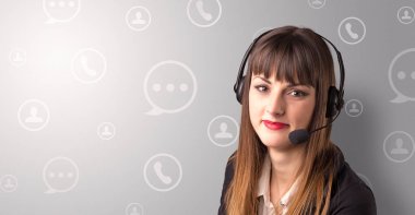 Kadın telemarketer