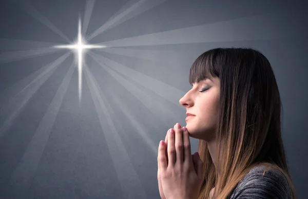 Praying girl — Stock Photo, Image