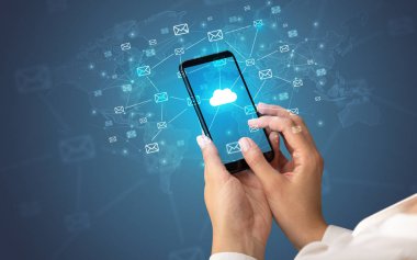 İleti simgeleri ile Smartphone kullanarak ele