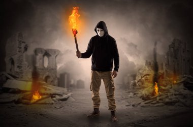 Flambeau bir felaket sahne kavramı yanan ile gelen adam