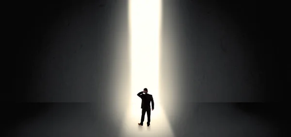 Businessman seeing the light at the end of something — Stock Photo, Image