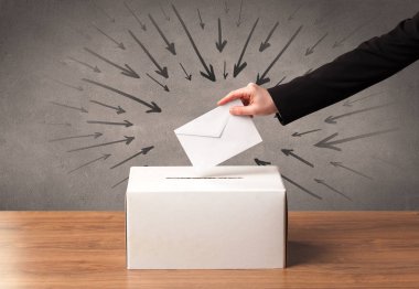 bir oy sandığı ve oyların kapat