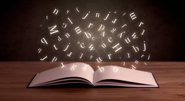Kitap üzerinde alfabesi harfleri