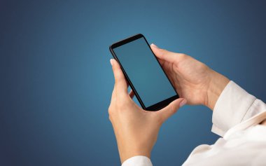 Mockup smartphone kullanarak el için