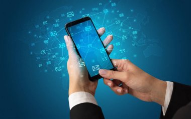 İleti simgeleri ile Smartphone kullanarak ele