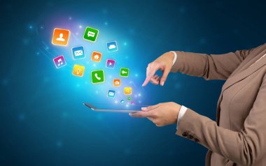 Uygulama simgeleri tablet gidiyor