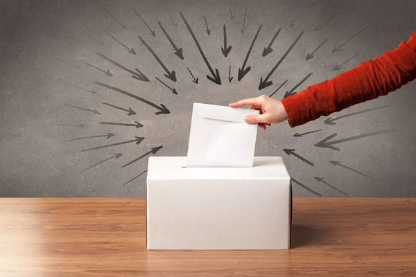 투표 용지 상자와 주조 투표 종료 — 스톡 사진