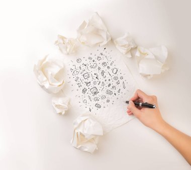 El buruşuk kağıt yazma