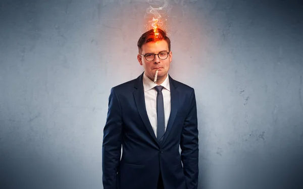 Az égető fej koncepció beteg üzletember — Stock Fotó