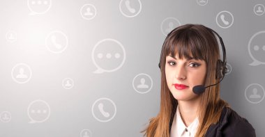 Kadın telemarketer c