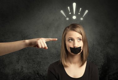 Çalışan gösteren bir el