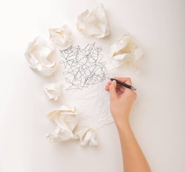 El buruşuk kağıt yazma