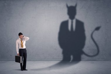 İş adamı kendi şeytan iblis gölge kavramı seyir