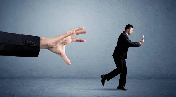 Omul de afaceri care fuge de mână — Fotografie, imagine de stoc