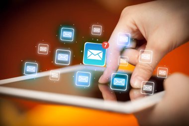 Mail ile tablet dokunmadan parmak