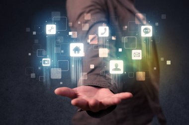 Kadın holding renkli uygulamalar