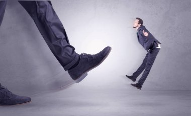 Tekme, uçan işadamı ayak