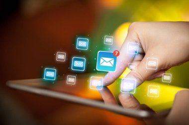 Mail ile tablet dokunmadan parmak