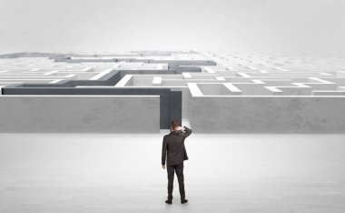 Belirtilen bir labirent başlayan işadamı