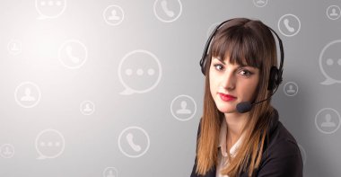 Kadın telemarketer kavramı