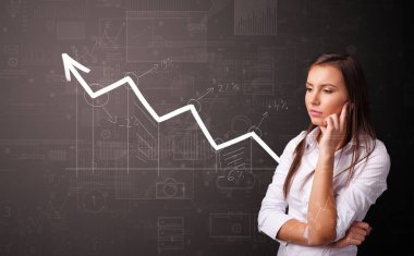 Artan grafik kavramı ile duran kişi