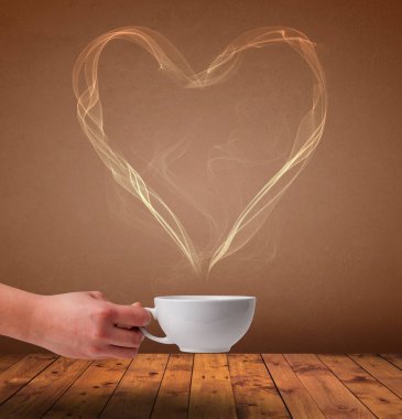 Sıcak sıcak bir içecek.