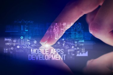 Web teknolojisi simgeleriyle tablete dokunmak