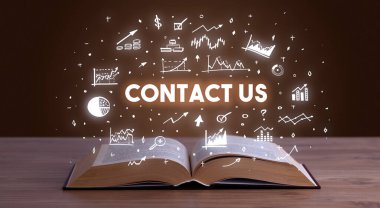 Açık bir kitaptan çıkan iş yazıları