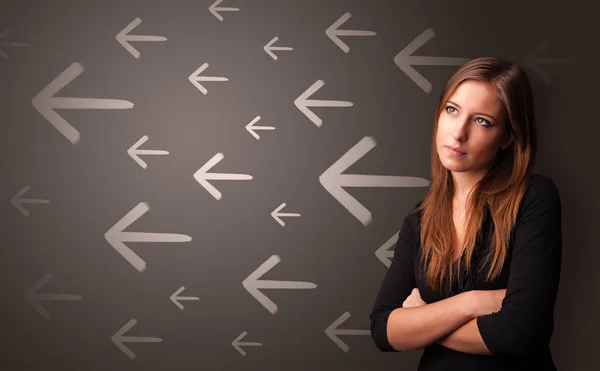 Persona che pensa con la direzione concetto di sfondo — Foto Stock