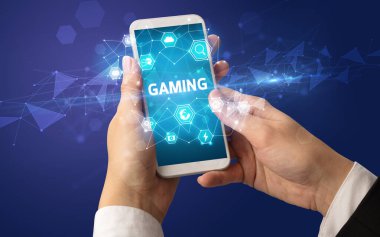 Teknoloji kavramına sahip akıllı telefon kullanımı