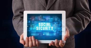 Tablet tutan kişi, güvenlik kavramı