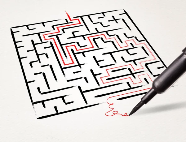Matita disegnando l'uscita dal labirinto — Foto Stock