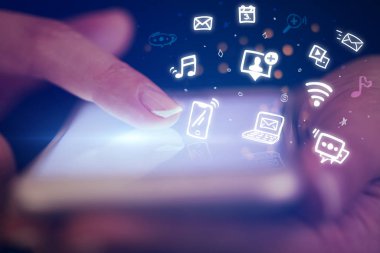 Hologram app simgeleri yukarıdaki telefonla dokunmadan parmak