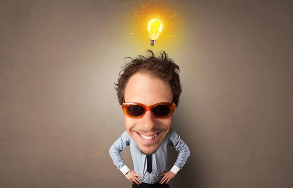 Big head on small body with new idea concept — Stock Photo, Image