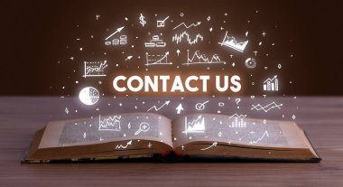 Açık bir kitaptan çıkan iş yazıları