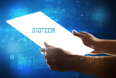 El işi fütüristik tablet, teknoloji konsepti.