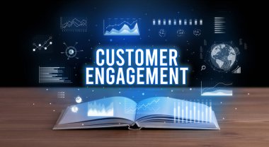 Açık bir kitaptan çıkan iş yazıları